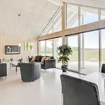 Semesterbostad Gorgeous Home In Bogense With Sauna *