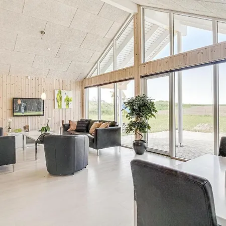 Nyaraló Awesome In With Kitchen *